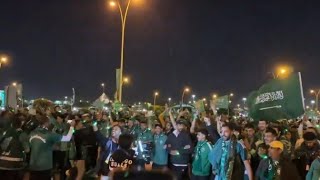 اهازيج ومسيرة الجماهير السعودية بإتجاه ملعب المباراة  أمام قيرغيزستان 😰🔥💚.