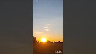 sunrise🌄🌄🌄#relaxing #music #relaxingmusic #nature #youtubeshorts #sunrise #enjoythenatureoftheworld