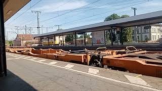 Güterzug fährt ein hält an am Bahnhof Fulda Teil 2