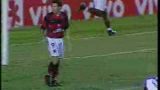 Os gols de Flamengo 2 x 0 Vitória pela 28ª rodada do Brasileirão 2004