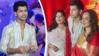 Siddharth Nigam & Puja Banerjee Seek Maa Durga's Blessings During Navaratri Mahotsav In Mumbai