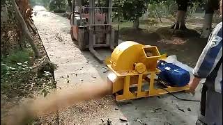 CHINA factory wood sawdust crusher machine for making sawdust