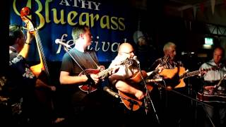 Tennessee Hennessees - There Stands the Glass (Live in Athy)