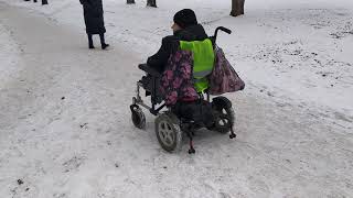 20 декабря на инвалидной коляске по снегу