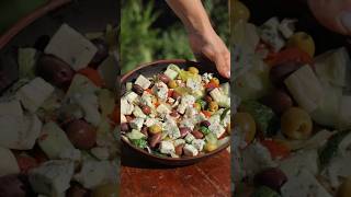 Viral Salad: A Recipe That’s Garnering Millions of Views!