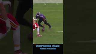 Lamar Jackson catches his own pass #shorts #ravens #football