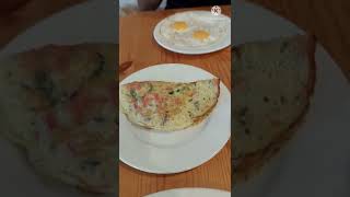 last breakfast in bloomsuites hotel in Goa #northgoa #goa #minivlog #foodvlog #food foo