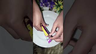 Nestle Munch #trendingshort #youtubeshorts #shortvideo #viralshorts #chocolate short