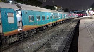 16320 SMVT Bengaluru Kochuveli Humsafar slowly skipping Baiyyappanahalli towards Krishnarajapuram