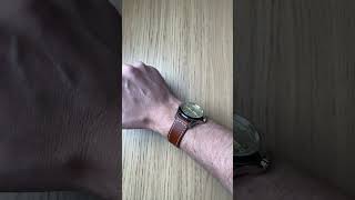 Hamilton Khaki King - Wrist Roll