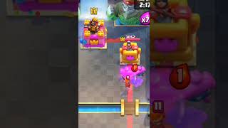 Mini Pekka vs Valkyrie: Elixir Golem defense #clashroyale #minipekka #valkyrie #elixirgolem #defense