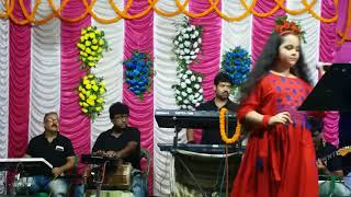 Jenechhi Jenechhi Tara || Pannalal Bhattacharya || Live singing on stage by Baby Aruna || Saptasur