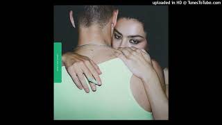 Charli XCX - Everything is romantic (without drums)