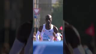 The GOAT Eliud Kipchoge wins the BMW BERLIN-MARATHON 2023.