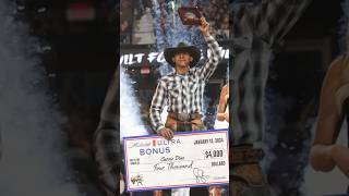 Cassio Dias wins the PBR event in Chicago