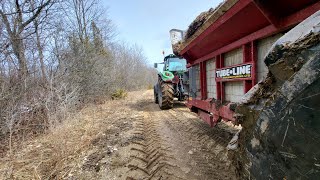 Hauling Solid Manure, The Farm Land Needs It!!