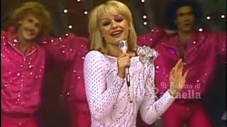 Raffaella Carrà - Medley Exitos (Siempre en Domingo)