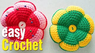 Easy Crochet: How to Crochet a Pin Cushion. Free pin cushion pattern & tutorial.