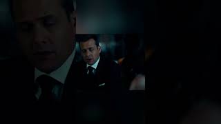 «В жизни есть вещи куда важнее денег» | сериал Форс-мажоры | #сериал #suits #харви #shorts