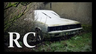 RC. Épave de Renault 11 abandonnée.