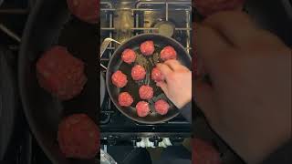 Easy & Delicious Meatballs