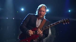 28  Joe Bonamassa   Dusty Hill 2012