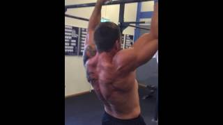 False grip pull-ups