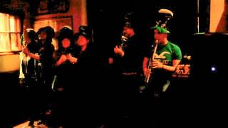 Copia de Molly Malone, Atlantic Clovers in Flaherty's, St Patrick '14