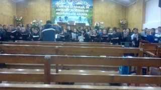 Coro Adulto y Juvenil IEP Valdivia Centro hablar con Dios