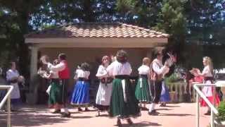 Balliamo! Italian Folk Dance group of Sacramento performing Tarentella Napolitana