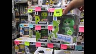 Funko POP! Hunting: Frank and Son Collectible Show 3-17-18