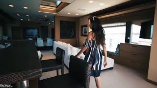 Yacht Video Review: 100 Broward 1985