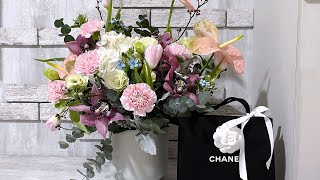 Birthday arrangement from Chanel! 🖤🤍