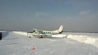 Зимняя посадка в аэропорту Усть-Илимска