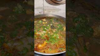 ढाबा स्टाइल सरसों वाली बरसों पुरानी मसालेदार फ़िश करी 🥘🤤😋 |  #shorts #recipe #fish Kadi #foodie ￼