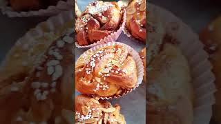 how do you manage to get a cinnamon roll like in the bakery #fyp #bakery #food #asmr #banh #monan