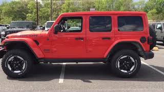 How to easily operate the one touch sky top roof on the all new 2020 Jeep Wrangler Rubicon.