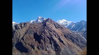 The Great Terton Lhatsun Jigmes Holey Cave in Nepal ༈ལྷ་བཙུན་ནམ་མཁའ་འཇིཊ་མེད་ཀྱི་གནས་གཟིམས་ཕུག་ཡང་མ།