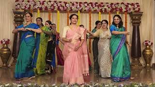 Sangeet Dance | Aunties | Aunts of the Bride | radha kaise na jale | hawa hawai | aunty ji get up