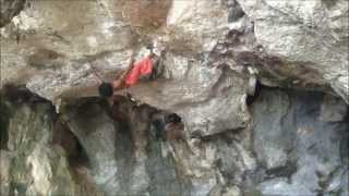 Thai Monkey Man Freestyle Climbs Cliff