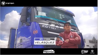 ¡Testimonio cliente feliz junto a su flamante Foton Auman 42 TON "La Bestia" de Maxdrive!