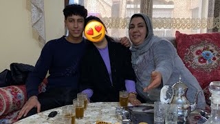 سميرة بنتها من اوروبا عندها جات😍❤️ متصوروش فرحتها قداااش 🥳