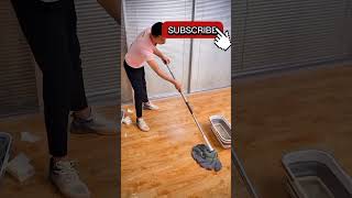 This mop works really well!#viralvideo #youtubeshorts