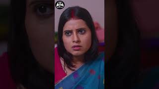 बाबाजी के बात पर, पति पत्नी को किस तरह झाड़ू से.. | Abhijeet, Mousumi #shortvideo  #comedy #funny