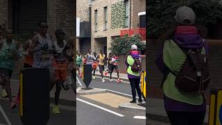 "Dockland Dash: Legendary Runners Take on London Marathon 2024!" #YoutubeFeeds