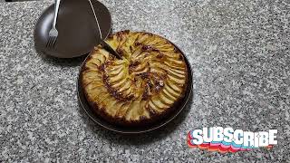 Delicious Apple Cake  -  كيكة التفاح اللذيذة