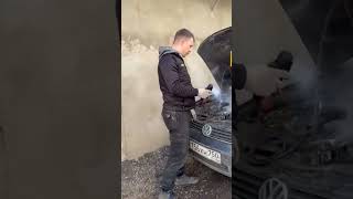 Горит  Volkswagen Passat ?