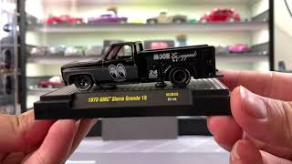 M2 Machines Mijo Exclusives Moon Equipped 1975 GMC Sierra Grande 15 Mooneyes Black 1/64