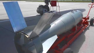 Установка модулей УМПК с бомбами ФАБ на Су-34