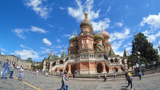 Park Zaryad'ye to Saint Basil's Cathedral and Cathedral of Vasily the Blessed in Moscow, Russia